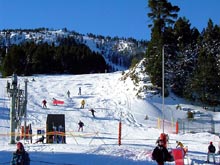 Skiing at Puyvalador resort